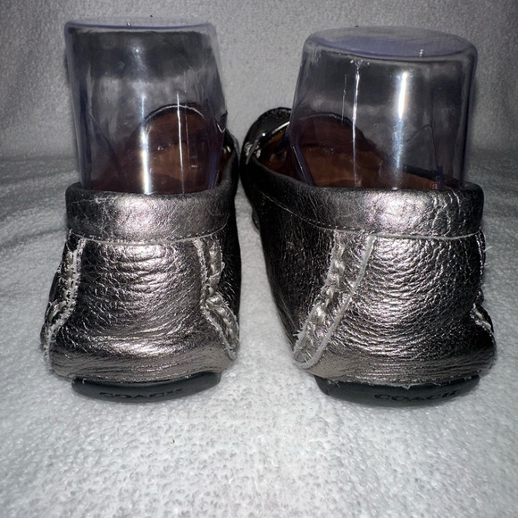 Coach Arlene loafers, Arlene Driving Moccasin style in Pewter/silver leather - Picture 6 of 12
